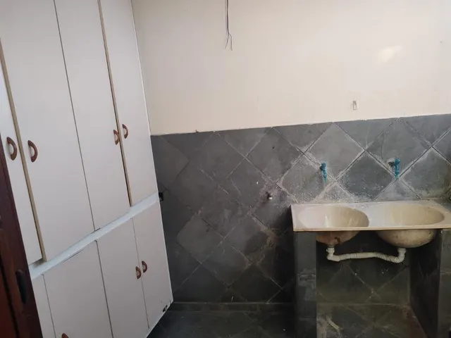 Imagem 11: VENDO CASA EM CAMPO GRANDE - RJ Localização: Próximo ao supermercado Carrefour