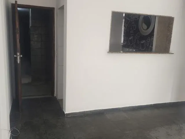 Imagem 2: VENDO/ALUGO APTO EM CAMPO GRANDE - RJ Localização: Estrada Iaraquã, próximo Colégio