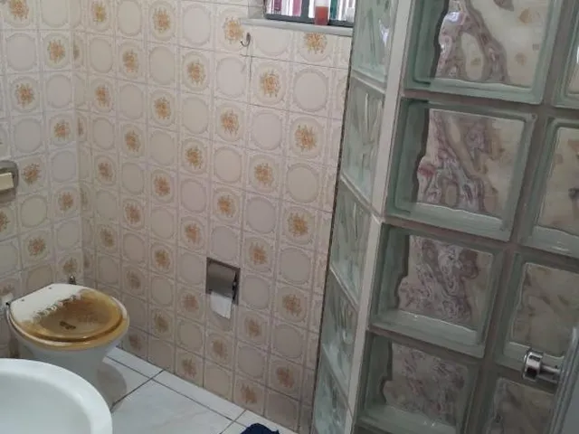 Imagem 7: VENDO CASA EM CAMPO GRANDEE - RJ Localização: Rua Alfredo de Moraes. Próximo ao