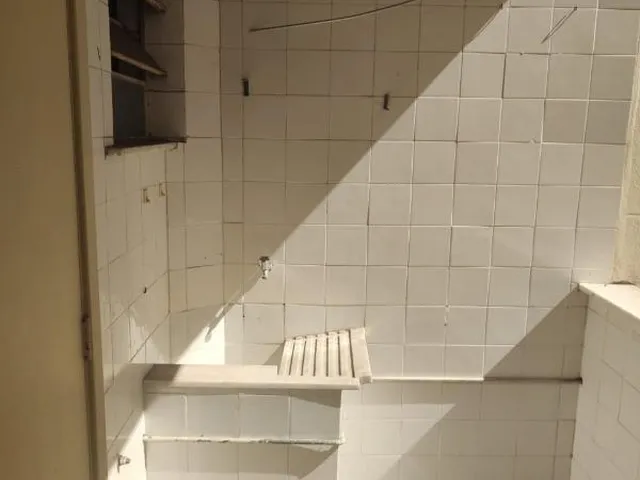 Imagem 9: VENDO APARTAMENTO EM CAMPO GRANDE - RJ Localização: Rua Professor Gonçalves