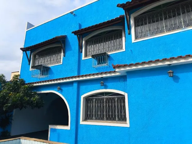 Imagem 16: VENDO EXCELENTE CASA TRIPLEX EM CAMPO GRANDE - RJ Localização: Próximo à Estrada do