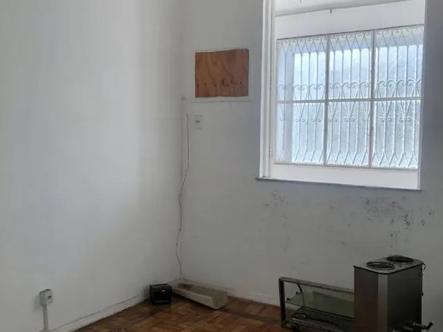 Imagem 3: ALUGO SALA NA LATERAL DO HOSPITAL ROCHA FARIA EM CAMPO GRANDE - RJ Excelente Ponto