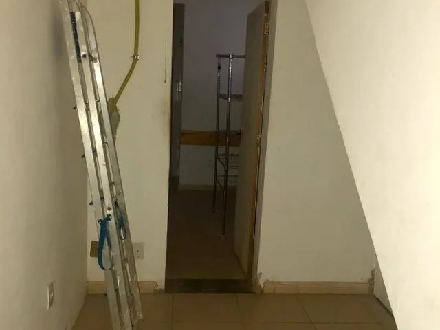 Imagem 2: ALUGO SALA NA LATERAL DO HOSPITAL ROCHA FARIA EM CAMPO GRANDE - RJ Excelente Ponto