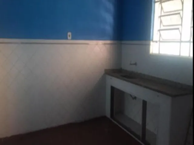 Imagem 3: Vendo Casa: Rua Pardal, Campo Grande - RJ Excelente localização: Próximo à Est. Rio