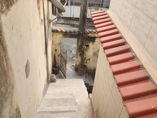 Imagem 12: VENDO CASA EM CAMPO GRANDE - RJ Localização: Rua Solânea, próximo ao West Shopping