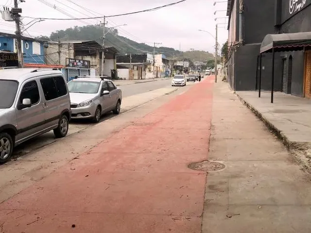 Imagem 6: VENDO LOJA COMERCIAL COM 2 CASAS NOS FUNDOS EM CAMPO GRANDE - RJ Localização: Estrada
