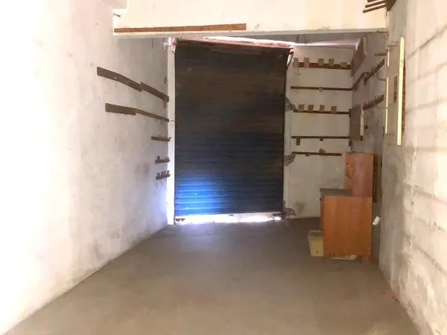 Imagem 10: VENDO LOJA COMERCIAL COM 2 CASAS NOS FUNDOS EM CAMPO GRANDE - RJ Localização: Estrada