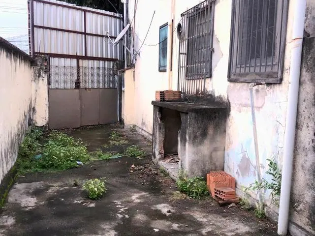 Imagem 13: VENDO LOJA COMERCIAL COM 2 CASAS NOS FUNDOS EM CAMPO GRANDE - RJ Localização: Estrada