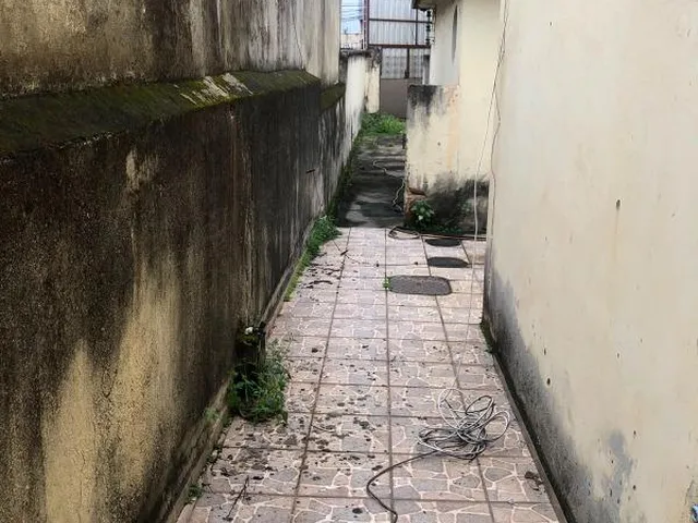 Imagem 16: VENDO LOJA COMERCIAL COM 2 CASAS NOS FUNDOS EM CAMPO GRANDE - RJ Localização: Estrada