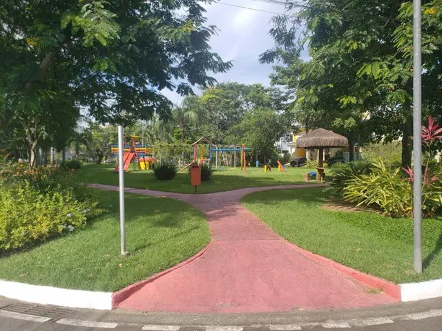 Imagem 5: VENDO CASA DUPLEX DE ALTO PADRÃO Situada no prestigiado Condomínio Golden Village
