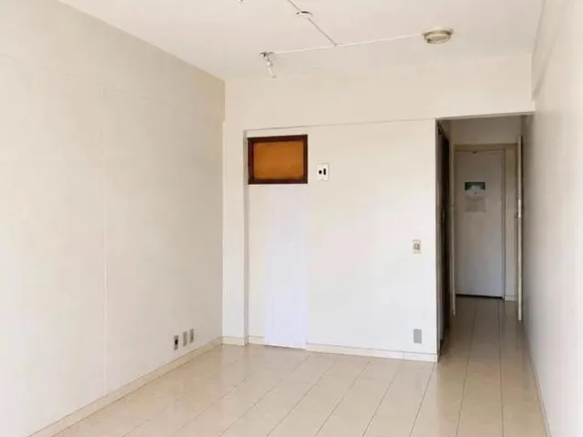 Imagem 3: Vendo Sala Comercial- Campo Grande - RJ Localização: Rua Barcelos Domingos. Edifício