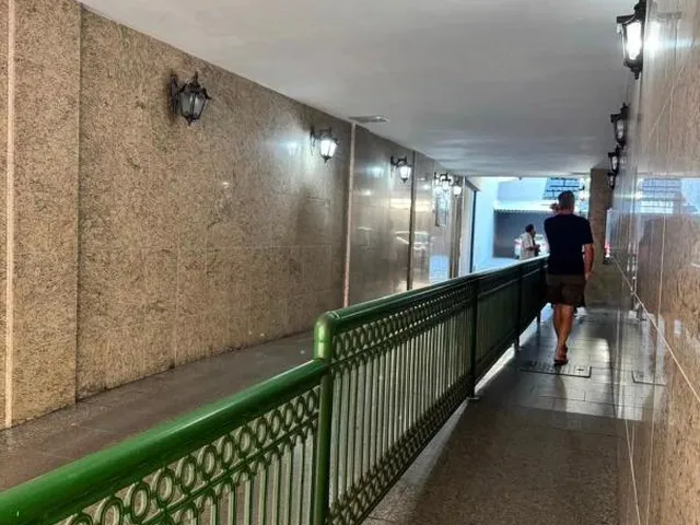 Imagem 2: Vendo Sala Comercial- Campo Grande - RJ Localização: Rua Barcelos Domingos. Edifício