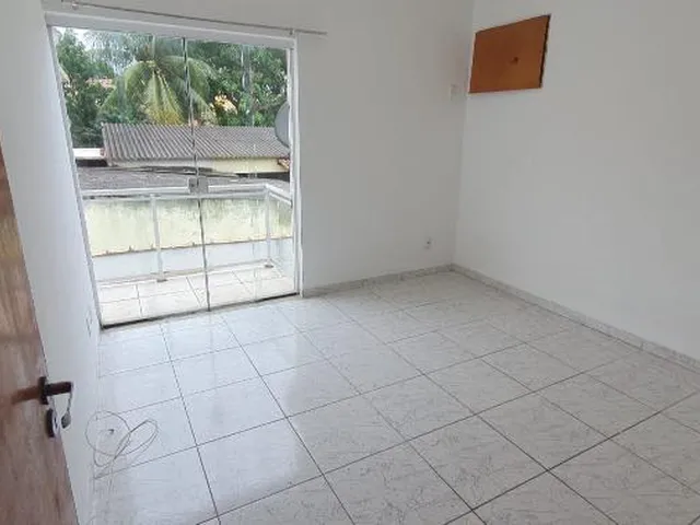 Imagem 11: VENDO CASA DUPLEX EM CAMPO GRANDE - RJ Localização: Rua Mora, próximo ao Clube Campo