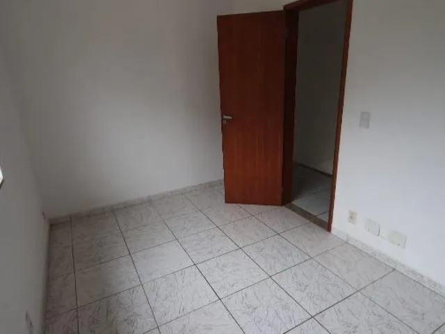 Imagem 14: VENDO CASA DUPLEX EM CAMPO GRANDE - RJ Localização: Rua Mora, próximo ao Clube Campo