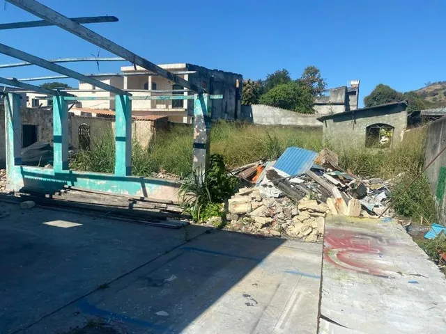 Imagem 4: VENDO CASA P/ REFORMAR - CAMPO GRANDE - RJ Localização: Rua Teixeira de Aragão