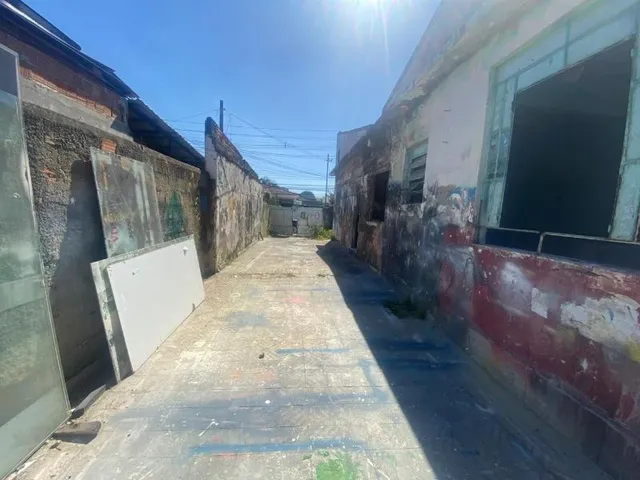 Imagem 8: VENDO CASA P/ REFORMAR - CAMPO GRANDE - RJ Localização: Rua Teixeira de Aragão