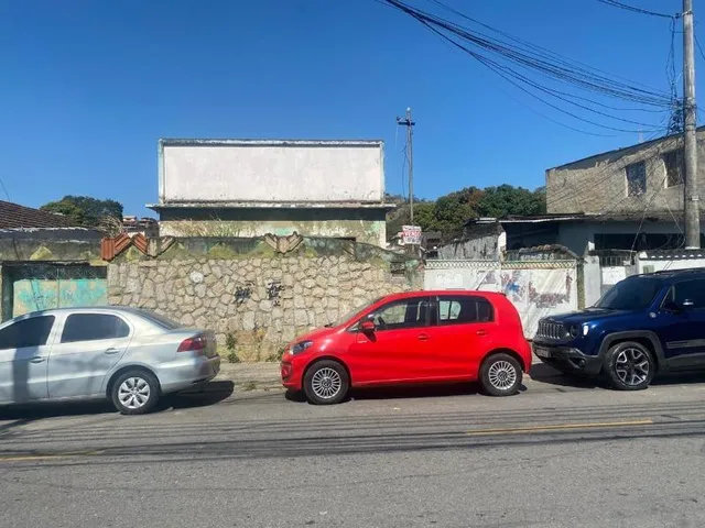 Imagem 13: VENDO CASA P/ REFORMAR - CAMPO GRANDE - RJ Localização: Rua Teixeira de Aragão