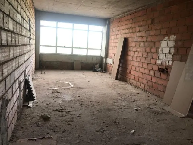Imagem 6: VENDO SALA NO WEST MEDICAL CENTER EM CAMPO GRANDE - RJ Prédio com exuberante fachada