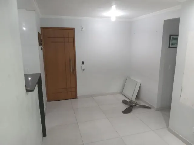 Imagem 8: VENDO APARTAMENTO EM CAMPO GRANDE - RJ Localização: Em frente ao Supermercado Adonai