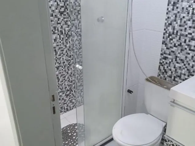 Imagem 13: VENDO APARTAMENTO EM CAMPO GRANDE - RJ Localização: Em frente ao Supermercado Adonai