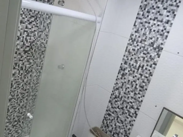 Imagem 5: VENDO APARTAMENTO EM CAMPO GRANDE - RJ Localização: Em frente ao Supermercado Adonai