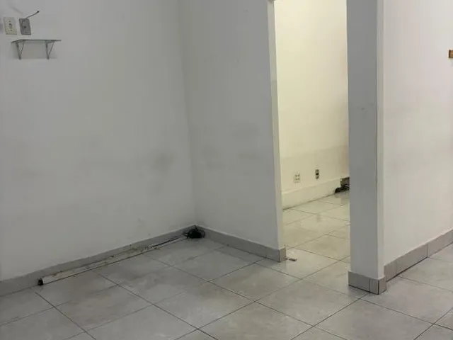 Imagem 7: Vendo Sala Comercial no Centro de Campo Grande - RJ Localização: Rua Dr Caetano Faria