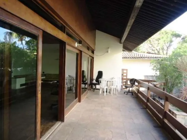 Imagem 7: Imóvel de Luxo à Venda em Salvador-BA: Casa no Caminho das Árvores com 7 Quartos e