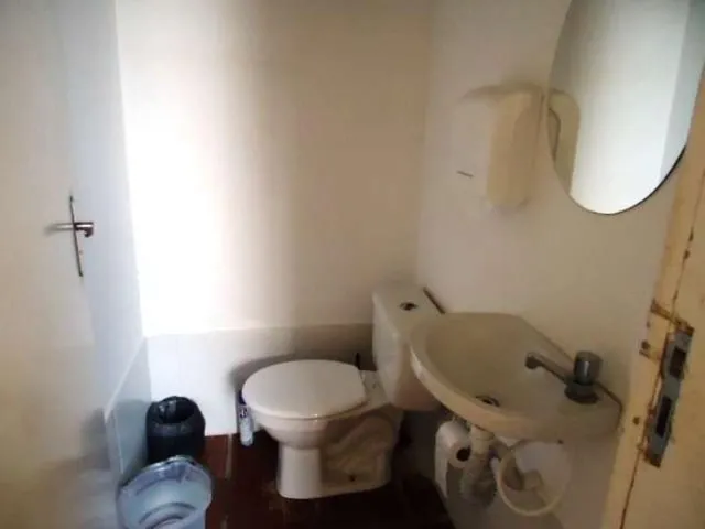 Imagem 10: Imóvel de Luxo à Venda em Salvador-BA: Casa no Caminho das Árvores com 7 Quartos e