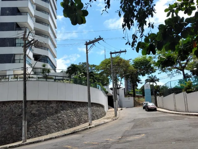 Imagem 2: Apartamento à venda em Salvador-BA, Ondina: 1 quarto, 1 sala, 1 banheiro, 1 vaga de