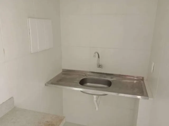 Imagem 4: Loja Comercial para Locação no Bairro Comércio, Salvador-Ba! 1 Sala, 1 Banheiro, 38,25M² de Área