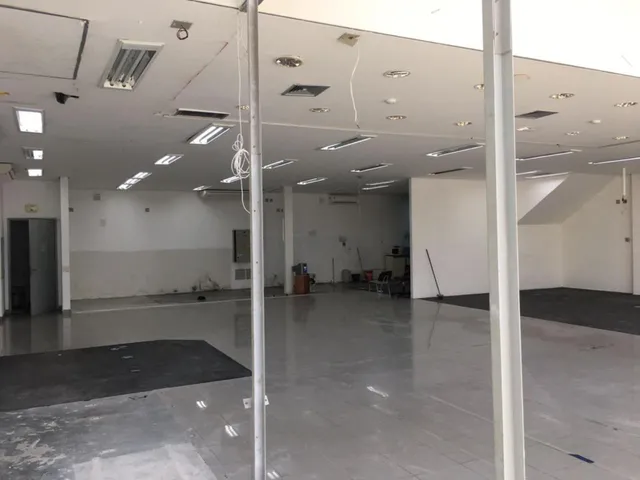 Imagem 2: Oportunidade única! Loja comercial na Pituba, Salvador-BA: 2 salas, 4 vagas de garagem