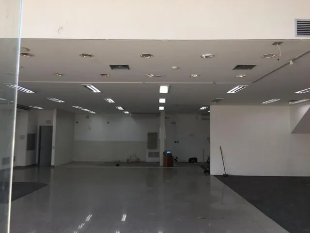 Imagem 3: Oportunidade única! Loja comercial na Pituba, Salvador-BA: 2 salas, 4 vagas de garagem