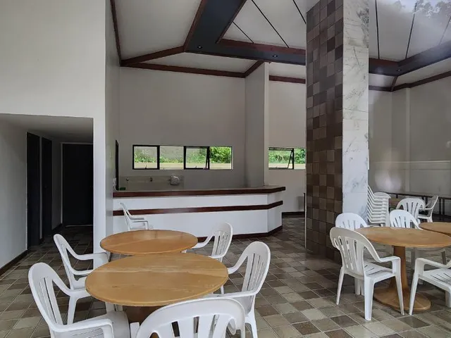 Imagem 7: Apartamento com 3 quartos, 2 suítes e 200m² na Graça, Salvador-BA! Varanda, nascente