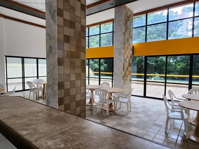 Imagem 3: Apartamento com 3 quartos, 2 suítes e 200m² na Graça, Salvador-BA! Varanda, nascente