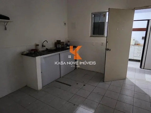 Imagem 6: Casa Comercial para Locação em Salvador-BA, Bairro Barris: 12 Quartos, 2 Salas, 3