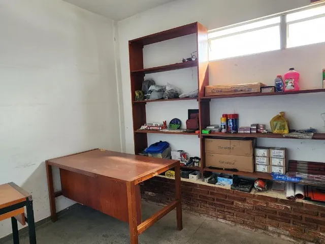 Imagem 8: Aluguel de Galpão Comercial em Salvador-BA, Bairro Pirajá: 6 Salas, 3 Banheiros, 15