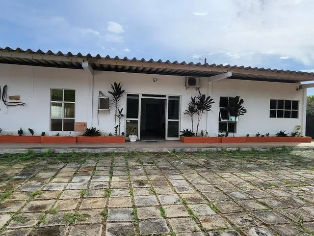 Imagem 3: Aluguel de Galpão Comercial em Salvador-BA, Bairro Pirajá: 6 Salas, 3 Banheiros, 15