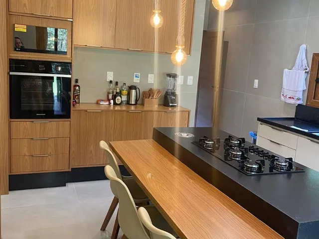 Imagem 9: Luxuosa Casa em Condomínio à Venda em Praia do Forte-BA 6 Quartos, 6 Suítes, 2 Salas