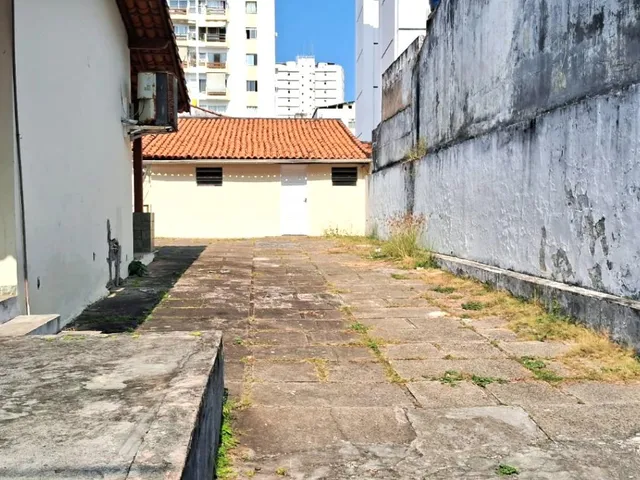 Imagem 2: Casa comercial para locação em Salvador-BA, Costa Azul - 3 quartos, 1 suíte, 2 salas