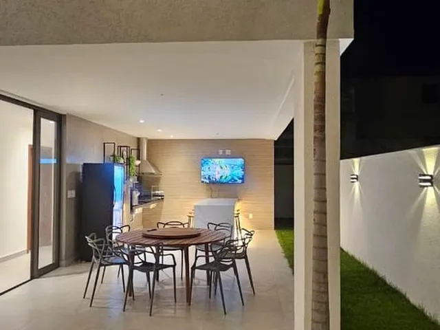 Imagem 13: Casa de Luxo em Condomínio à Venda em Guarajuba, Camaçari-BA: 8 Quartos, 7 Suítes, 3