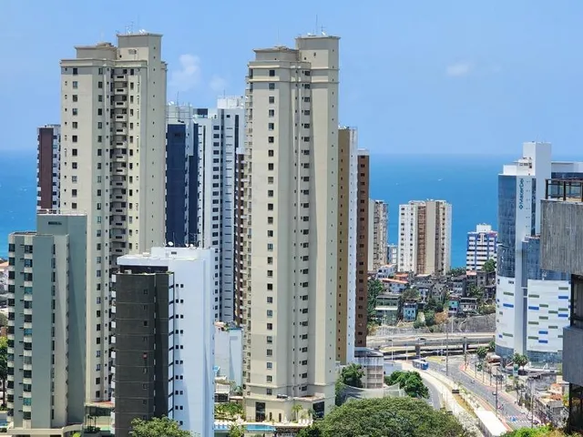Imagem 3: Apartamento à Venda em Salvador-BA, Horto Florestal: 4 Quartos, 4 Suítes, 2 Salas, 6
