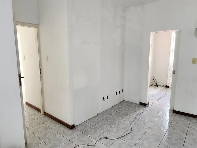 Imagem 4: Casa comercial para locação na Pituba, Salvador-BA: 5 quartos, 3 suítes, 5 salas, 6