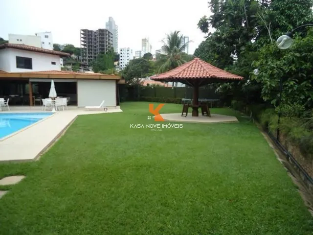 Imagem: Casa de alto padrão em condomínio na Federação