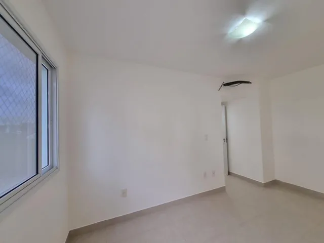 Imagem 2: Apartamento à venda em Lauro de Freitas-BA, Buraquinho: 2 quartos, 2 salas, 1 banheiro
