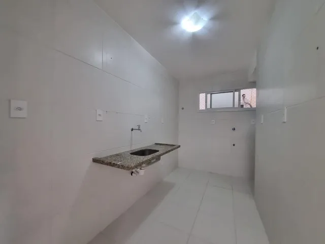 Imagem 7: Apartamento à venda em Lauro de Freitas-BA, Buraquinho: 2 quartos, 2 salas, 1 banheiro