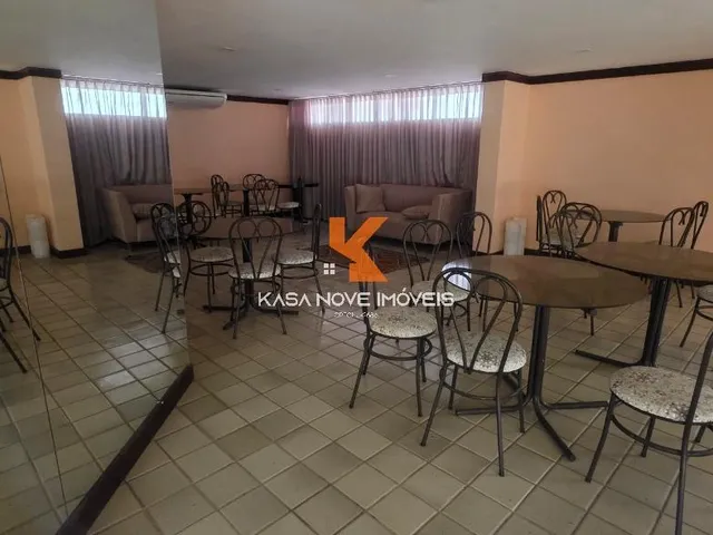 Imagem 12: Aluguel de Apartamento de Luxo na Graça, Salvador-BA: 3 Quartos, 3 Suítes, 2 Salas, 5