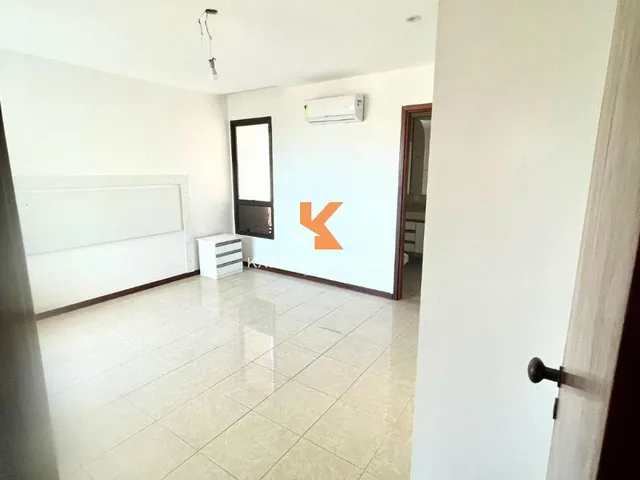 Imagem 10: Imperdível Apartamento de Luxo na Pituba: 3 Quartos, 3 Suítes, 3 Salas, 5 Banheiros, 3