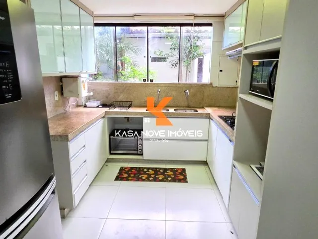 Imagem 2: Casa de luxo em condomínio à venda em Jaguaribe, Salvador-BA: 4 quartos, 4 suítes, 3