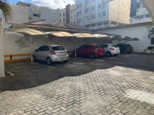 Imagem 4: Terreno Comercial para Locação no Costa Azul, Salvador-Ba: 700M² de Área Aguardam por Você!