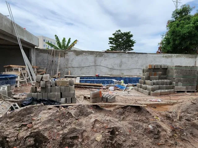 Imagem 4: Casa de luxo em condomínio no bairro Abrantes em Camaçari-BA: 4 quartos, 4 suítes, 2
